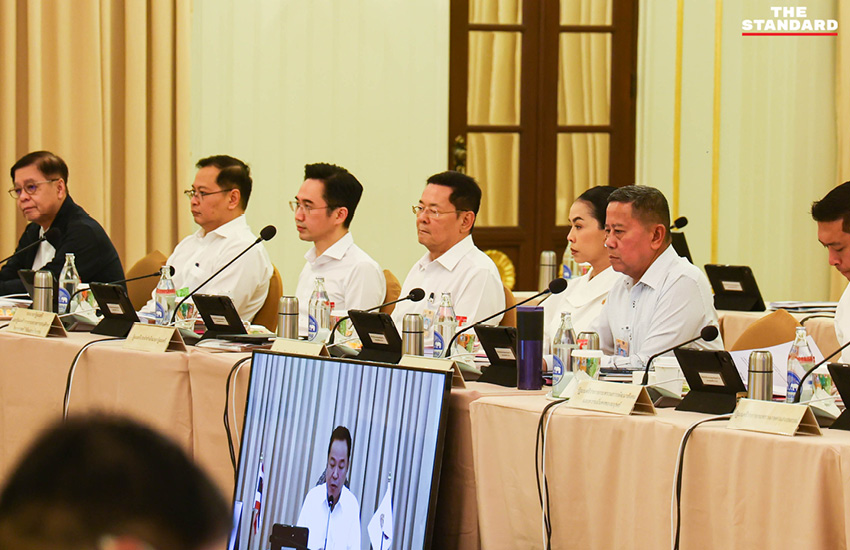 นายกรัฐมนตรี อนุทิน ชาญวีรกูล เป็นประธานการประชุมคณะรัฐมนตรีนัดแรกที่ทำเนียบรัฐบาล 24