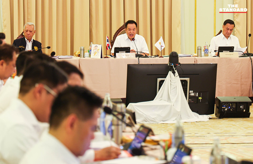 นายกรัฐมนตรี อนุทิน ชาญวีรกูล เป็นประธานการประชุมคณะรัฐมนตรีนัดแรกที่ทำเนียบรัฐบาล 5