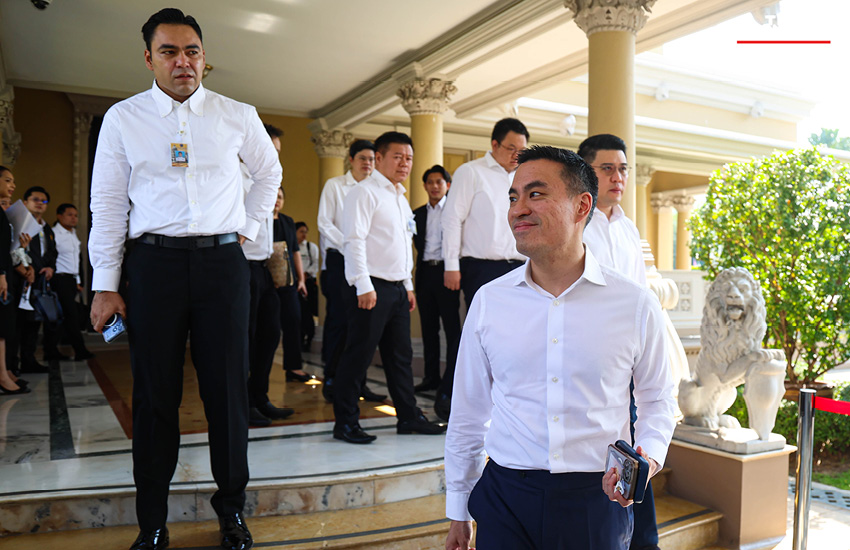 นายกรัฐมนตรี อนุทิน ชาญวีรกูล เป็นประธานการประชุมคณะรัฐมนตรีนัดแรกที่ทำเนียบรัฐบาล 8