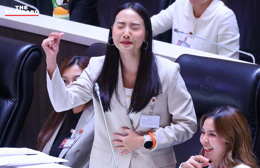 นายกฯ อนุทิน ชาญวีรกูล ขณะแถลงนโยบายต่อรัฐสภา พร้อมรับฟังข้อเสนอแนะต่างๆ 5