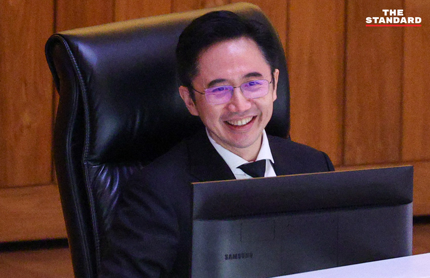 นายกฯ อนุทิน ชาญวีรกูล ขณะแถลงนโยบายต่อรัฐสภา พร้อมรับฟังข้อเสนอแนะต่างๆ 8