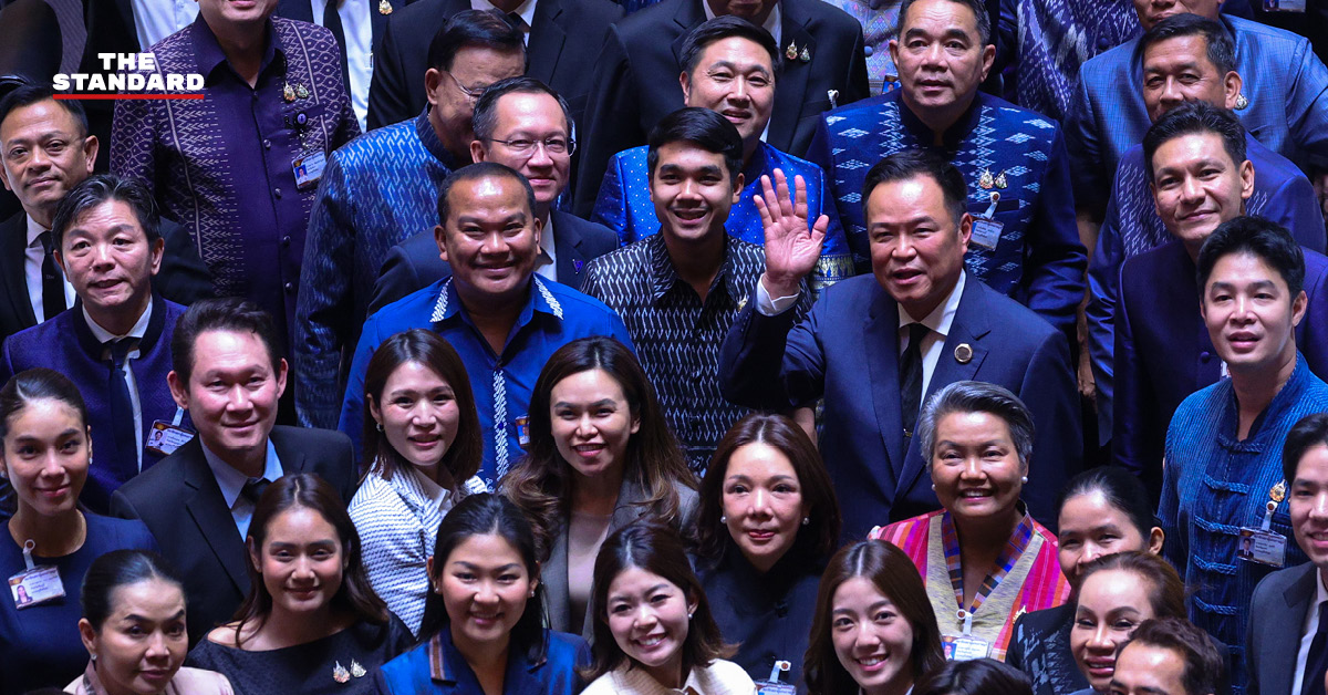 นายกฯ อนุทิน ชาญวีรกูล ขณะแถลงนโยบายต่อรัฐสภา พร้อมรับฟังข้อเสนอแนะต่างๆ