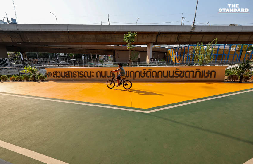 มุมสูงสวนสาธารณะใต้ทางยกระดับ ราชพฤกษ์-รัชดาฯ 4