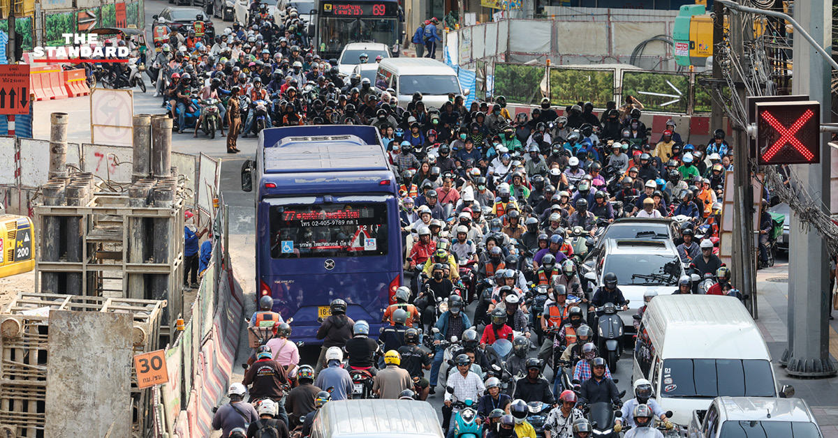 คลื่นรถสะสมบน ถนนราชปรารภ จาก การปิดเบี่ยง เพื่อ ก่อสร้าง รถไฟฟ้าสายสีส้ม