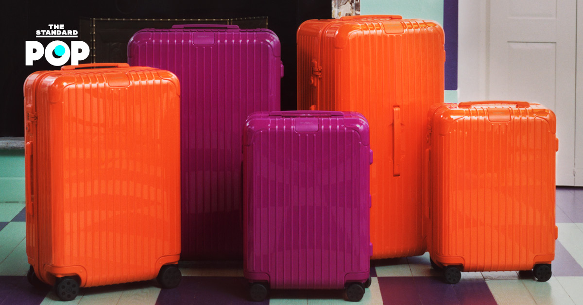 กระเป๋าเดินทาง RIMOWA Essential สี Orange และ Magenta วางคู่กัน