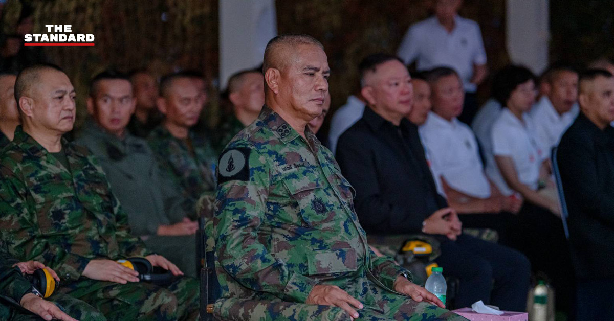 ผบ.ทร. ตรวจเยี่ยม การฝึกยิงอาวุธทางยุทธวิธี ทั้งกลางวันและกลางคืน