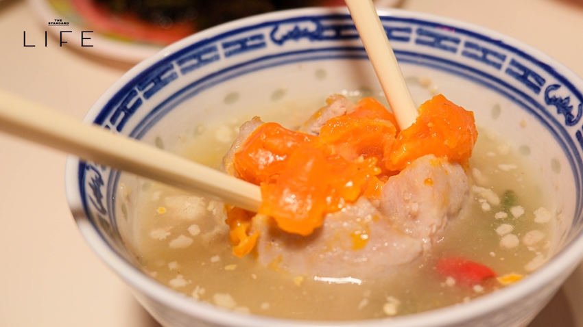 ภาพบรรยากาศร้าน SASA Khaotom Bar ร้านข้าวต้มมื้อดึกสไตล์โมเดิร์นพร้อมเมนูอาหารสร้างสรรค์ 7