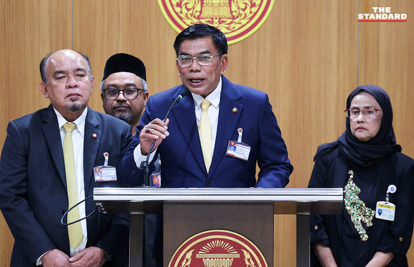 สส.และ สว.สามจังหวัดชายแดนใต้ แถลงข่าวเรียกร้องนายกฯ เร่งคลี่คลายคดีลอบยิง สส.กมลศักดิ์ 1