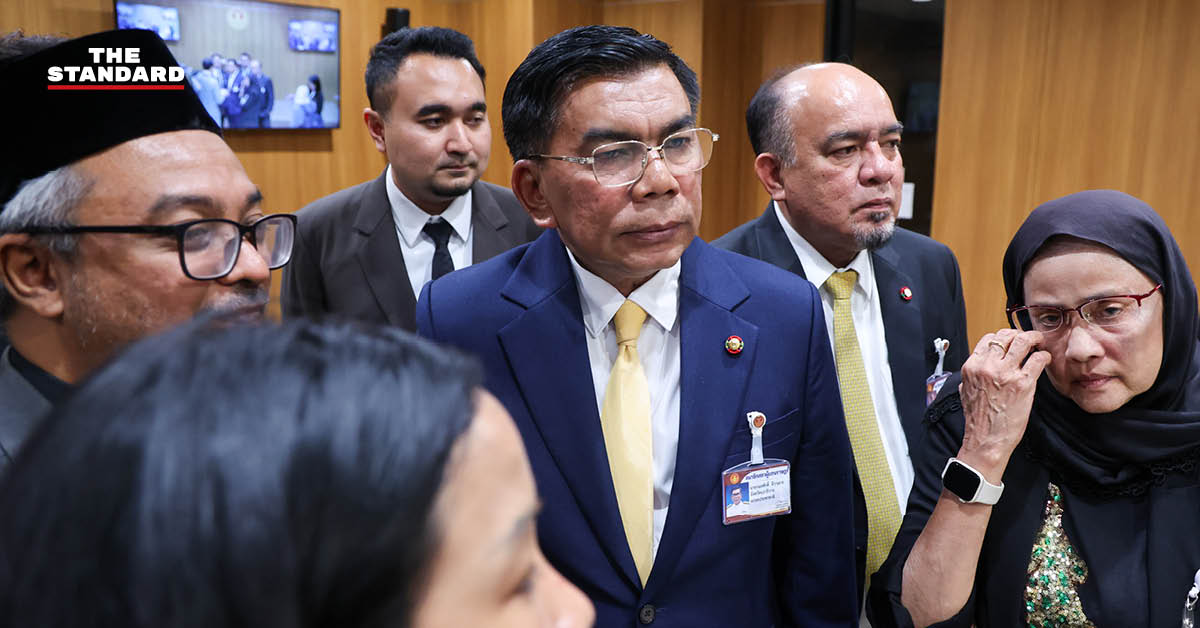 สส.และ สว.สามจังหวัดชายแดนใต้ แถลงข่าวเรียกร้องนายกฯ เร่งคลี่คลายคดีลอบยิง สส.กมลศักดิ์