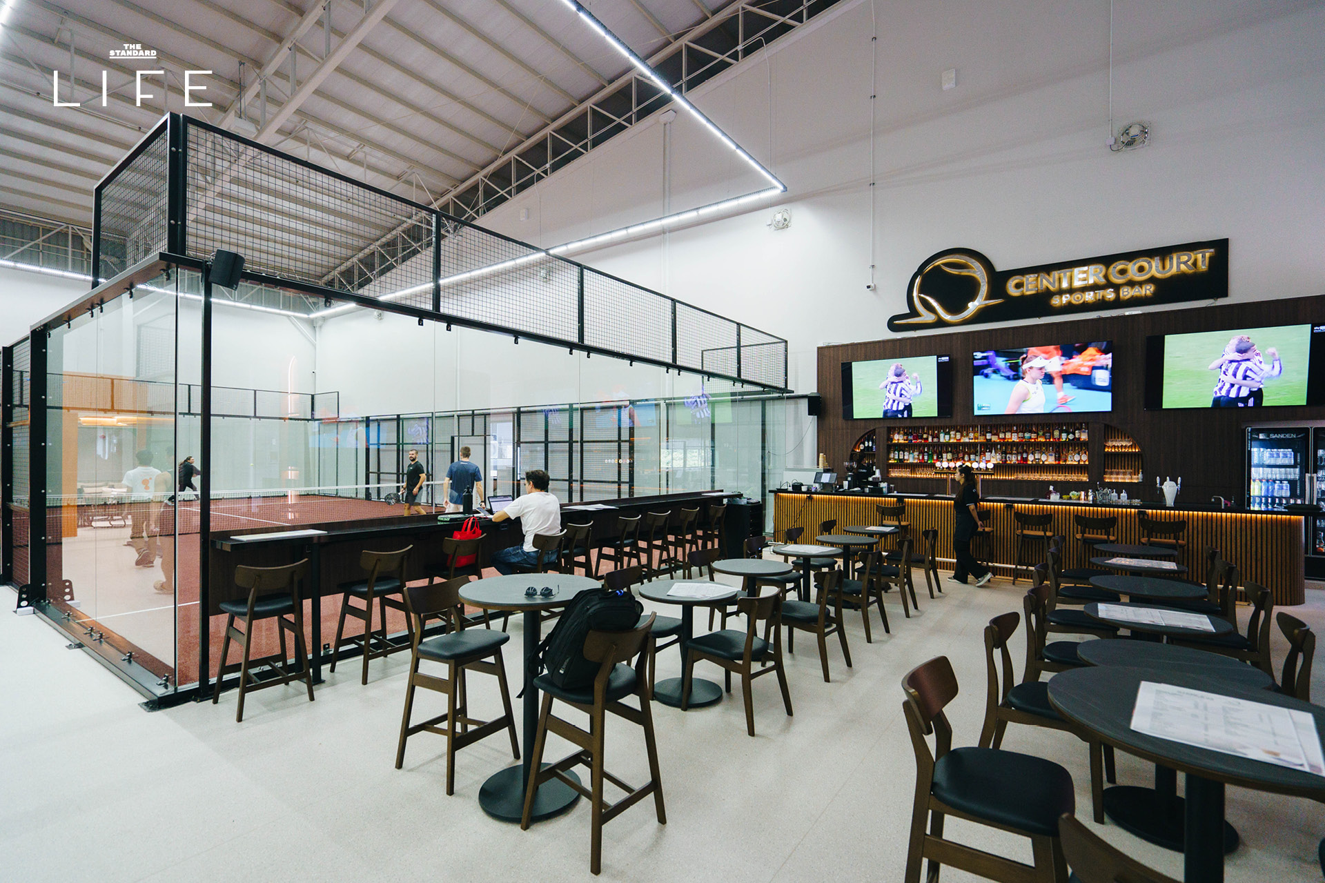 ภาพคอร์ต Pickleball ภายใน Sterling สเปซกีฬาและเวลเนสแห่งใหม่ใจกลางสุขุมวิท 24 18