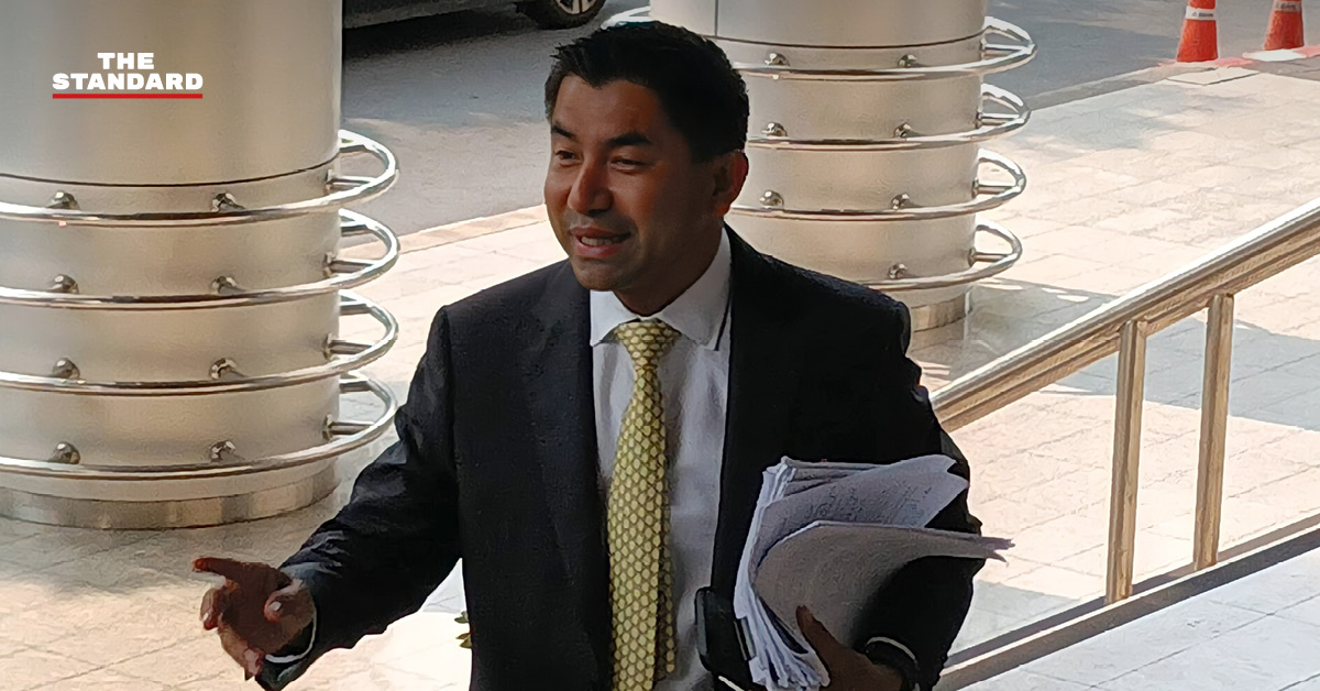 พล.ต.อ.สุรเชษฐ์ หักพาล เดินทางมาศาลอาญา เพื่อไต่สวนมูลฟ้องคดีฟ้องกลับลูกน้องแจ้งความเท็จ