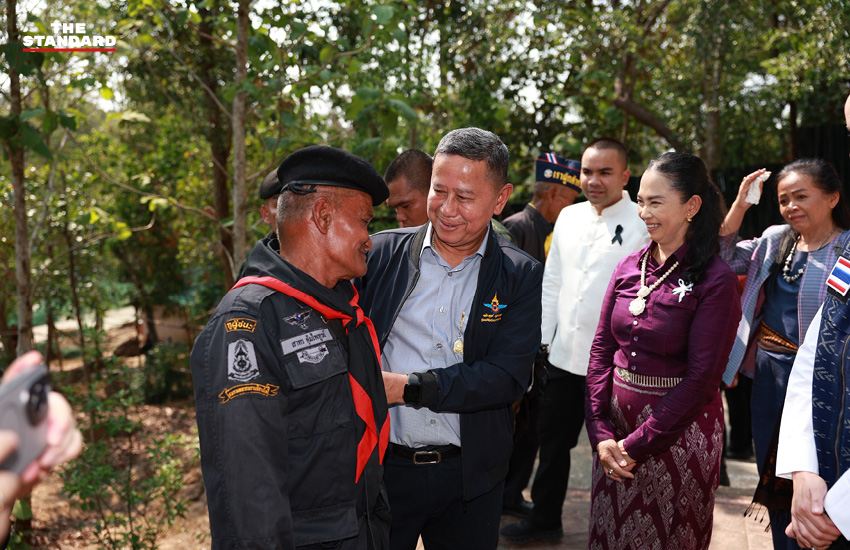 พล.ท. อดุลย์ บุญธรรมเจริญ และ ซาบีดา ไทยเศรษฐ์ ร่วมน้อมรำลึกวีรชนผู้กล้า ครบรอบเหตุปะทะชายแดนไทย-กัมพูชา ที่สุรินทร์ 5