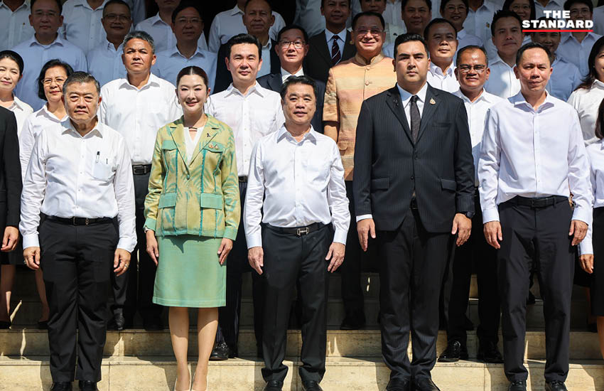 สุริยะ จึงรุ่งเรืองกิจ รัฐมนตรีว่าการกระทรวงเกษตรและสหกรณ์ แถลงนโยบายหลังเข้าทำงานวันแรก พร้อมตั้งวอร์รูมเร่งด่วนและเตรียมบินรัสเซียเจรจานำเข้าปุ๋ยยูเรีย 7