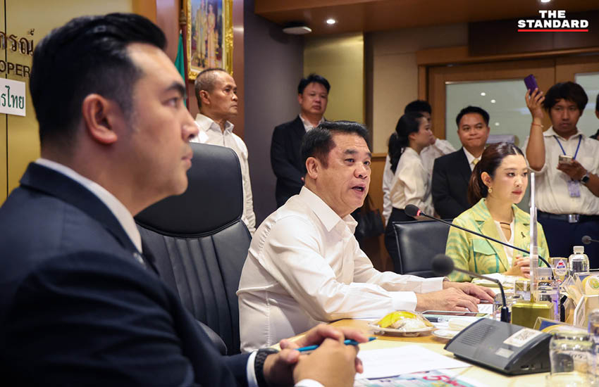 สุริยะ จึงรุ่งเรืองกิจ รัฐมนตรีว่าการกระทรวงเกษตรและสหกรณ์ แถลงนโยบายหลังเข้าทำงานวันแรก พร้อมตั้งวอร์รูมเร่งด่วนและเตรียมบินรัสเซียเจรจานำเข้าปุ๋ยยูเรีย 8