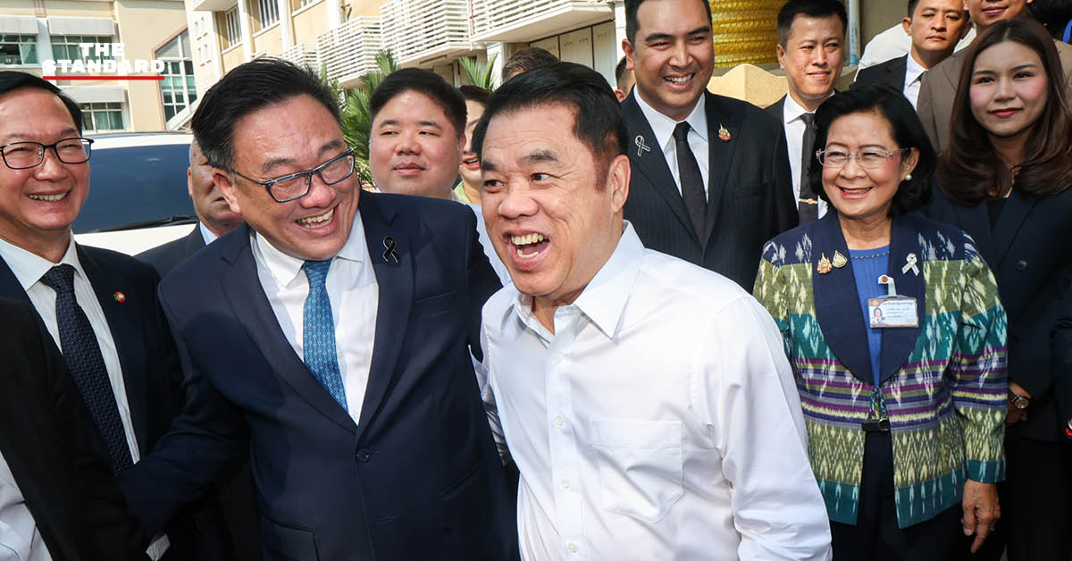 สุริยะ จึงรุ่งเรืองกิจ รัฐมนตรีว่าการกระทรวงเกษตรและสหกรณ์ แถลงนโยบายหลังเข้าทำงานวันแรก พร้อมตั้งวอร์รูมเร่งด่วนและเตรียมบินรัสเซียเจรจานำเข้าปุ๋ยยูเรีย