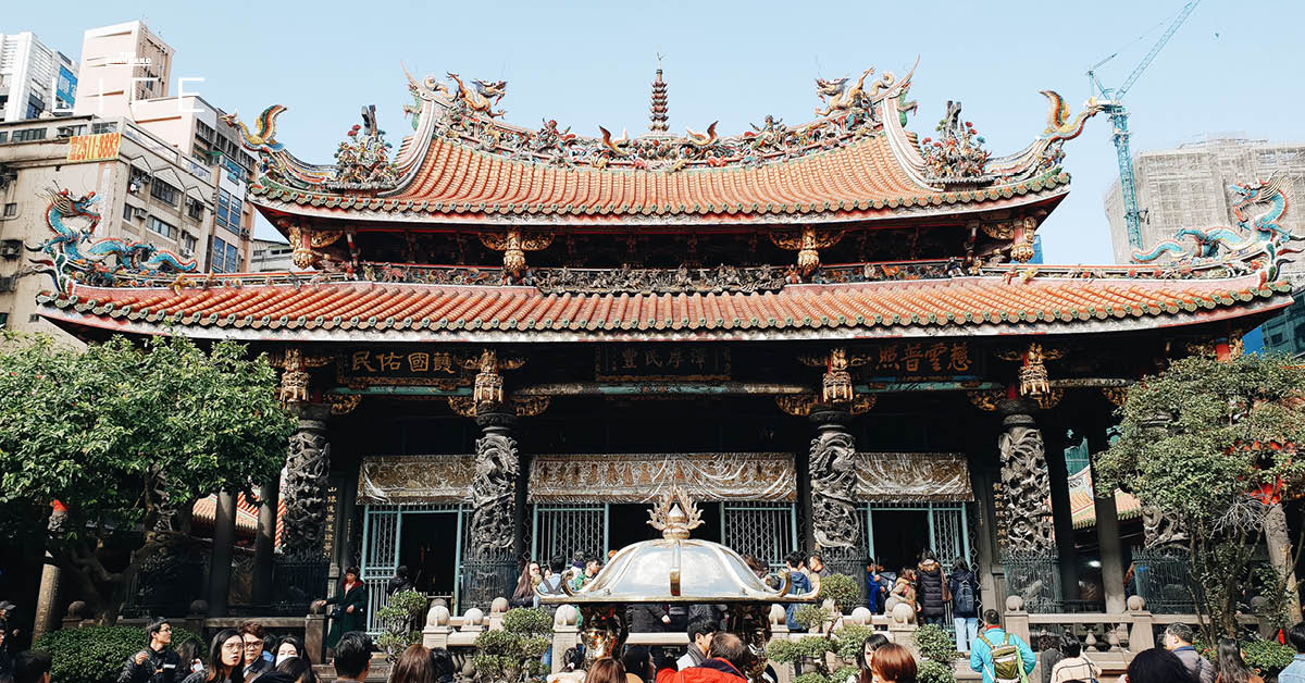 ภาพวัดดังในไต้หวันสำหรับขอพรเรื่องเงิน งาน และความรัก