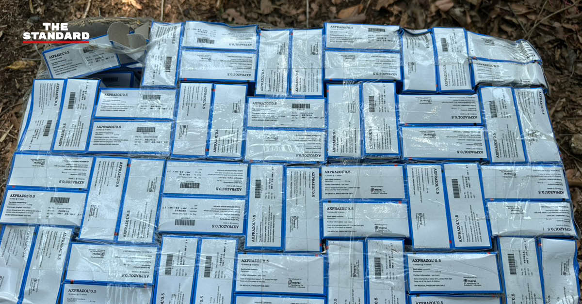 เจ้าหน้าที่ชุดเฉพาะกิจและทหารพรานตรวจยึดกล่องยาอัลปราโซแลมเกือบแสนเม็ดที่ชายแดนสระแก้ว