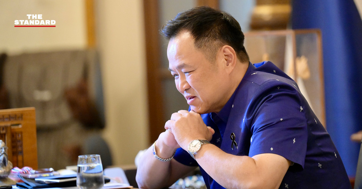 นายกรัฐมนตรี อนุทิน ชาญวีรกูล สนทนาทางโทรศัพท์กับประธานาธิบดี ฟิลิปปินส์ ณ ห้องทำงานตึกไทยคู่ฟ้า