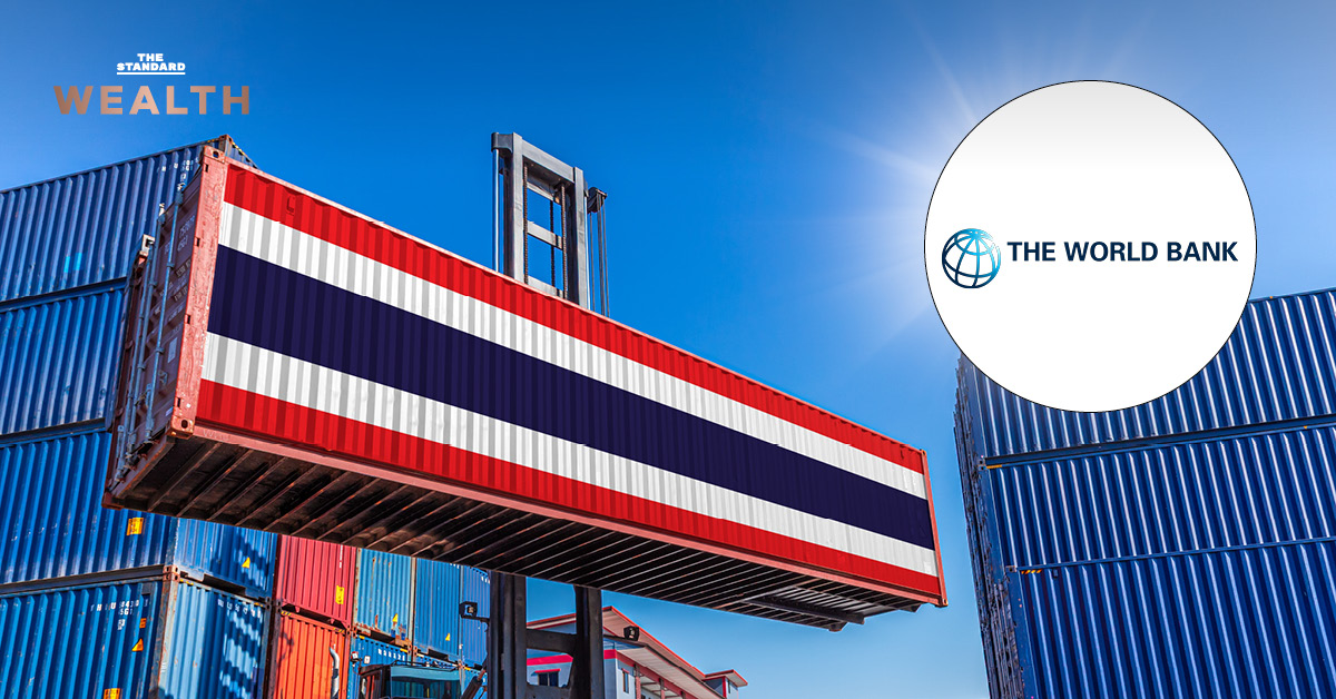 ตู้คอนเทนเนอร์สินค้าที่ท่าเรือไทย แสดงถึงระบบการค้าและโลจิสติกส์ในรายงาน World Bank