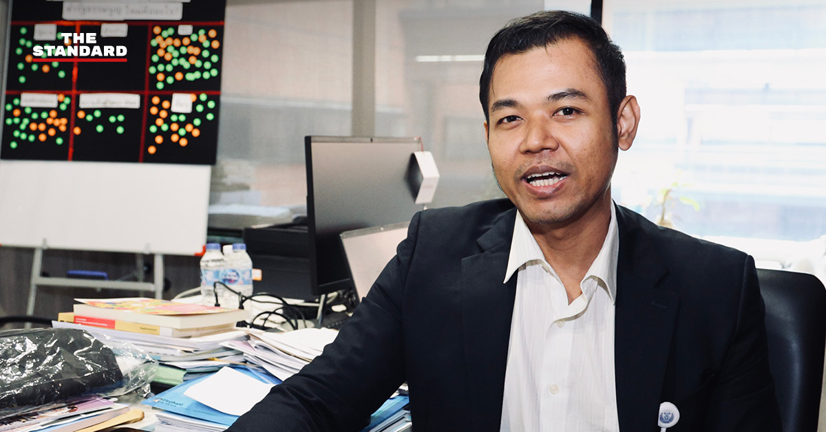 เทวฤทธิ์ มณีฉาย สมาชิกวุฒิสภา ยื่นหนังสือต่อประธานศาลฎีกา ขอให้ชะลอการสรรหาตุลาการศาลรัฐธรรมนูญและ กกต.