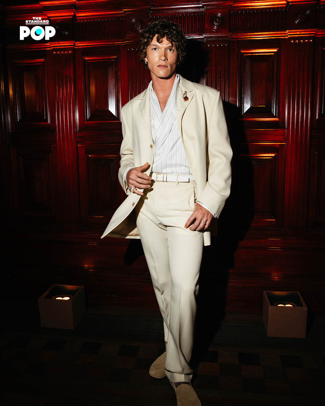 โรเซ่ แบรนด์แอมบาสเดอร์ ร่วมงาน Tiffany Blue Book Gala ในชุดราตรีสีดำสง่างาม 2