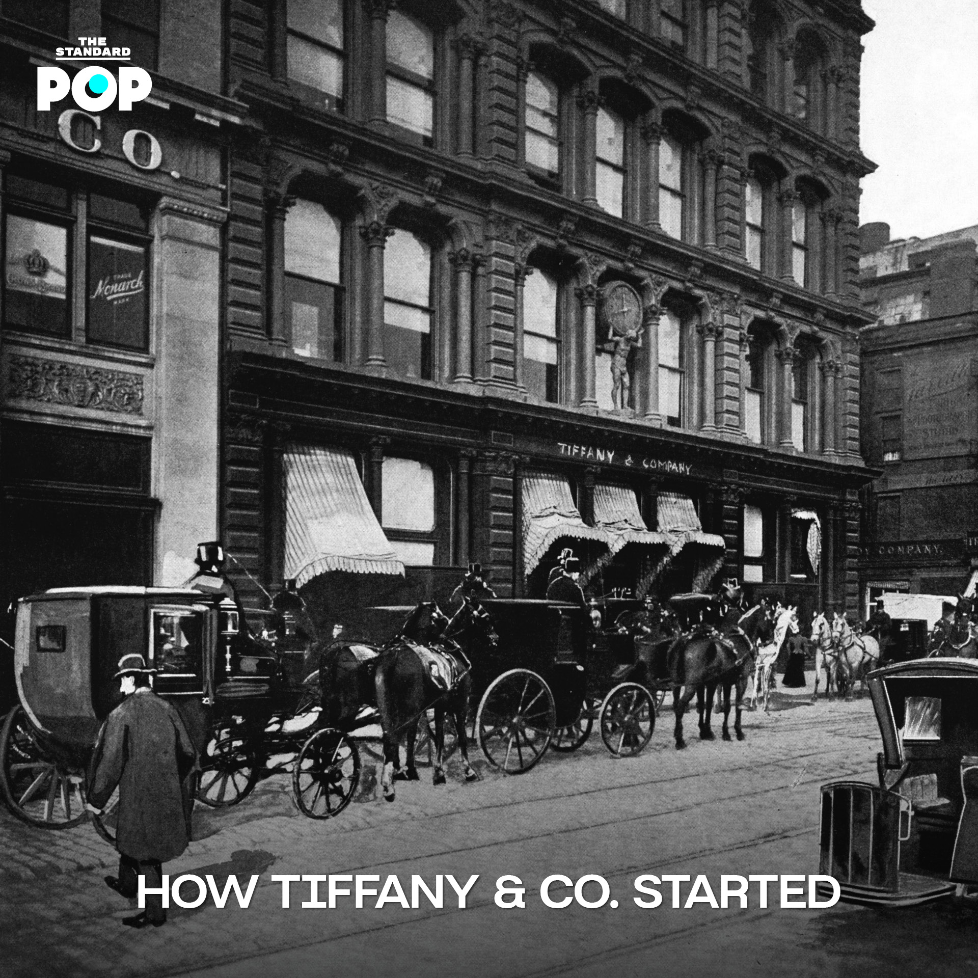 เครื่องประดับ Tiffany & Co. ในกล่องสีฟ้าอันเป็นเอกลักษณ์ 1