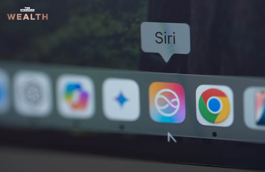 ภาพ ทิม คุก และ จอห์น เทอร์นัส ตัวแทนการเปลี่ยนผ่านตำแหน่ง CEO ของ Apple พร้อมความท้าทายด้าน AI 4