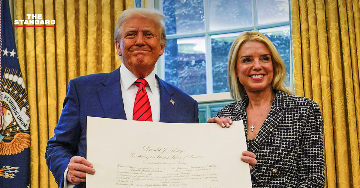 โดนัลด์ ทรัมป์ ประธานาธิบดีสหรัฐฯ และ แพม บอนดี