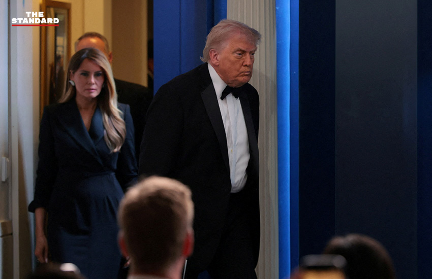 หน่วยอารักขาคุ้มกันประธานาธิบดีโดนัลด์ ทรัมป์ ขณะอพยพออกจากงานเลี้ยงทำเนียบขาว หลังเกิดเสียงคล้ายปืนดัง 6