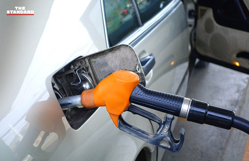 ภาพประกอบแสดงโครงสร้างราคาน้ำมันเชื้อเพลิงและส่วนประกอบสำคัญ เช่น ค่าการกลั่น ภาษี และค่าการตลาด 2