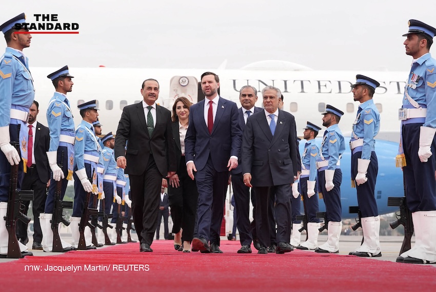 คณะผู้แทน สหรัฐฯ นำโดยรองประธานาธิบดี เจ.ดี. แวนซ์ ลงจากเครื่องบิน ณ ฐานทัพอากาศในกรุงอิสลามาบัด ประเทศปากีสถาน เพื่อเข้าร่วมการเจรจาสันติภาพ 3