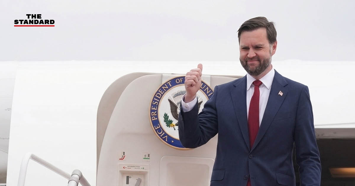 คณะผู้แทน สหรัฐฯ นำโดยรองประธานาธิบดี เจ.ดี. แวนซ์ ลงจากเครื่องบิน ณ ฐานทัพอากาศในกรุงอิสลามาบัด ประเทศปากีสถาน เพื่อเข้าร่วมการเจรจาสันติภาพ