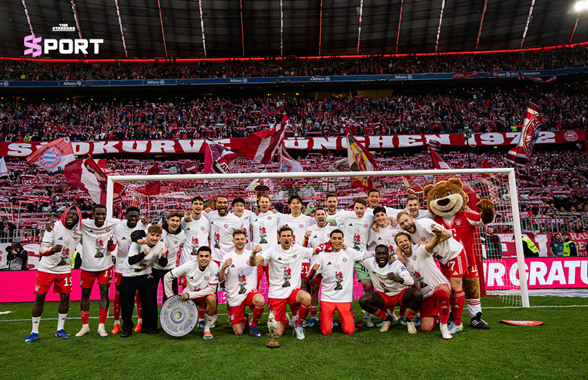 แวงซองต์ กอมปานีย์ กุนซือสโมสรบาเยิร์น มิวนิค ขณะคุมทีมฟุตบอล 1