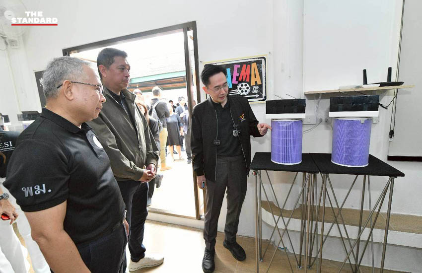 ศ.ดร.ยศชนัน และ นิกร ลงพื้นที่ เชียงใหม่ ตรวจเยี่ยมห้องปลอดฝุ่นนวัตกรรมไทยเพื่อสู้ PM 2.5 2