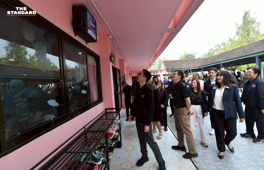 ศ.ดร.ยศชนัน และ นิกร ลงพื้นที่ เชียงใหม่ ตรวจเยี่ยมห้องปลอดฝุ่นนวัตกรรมไทยเพื่อสู้ PM 2.5 3