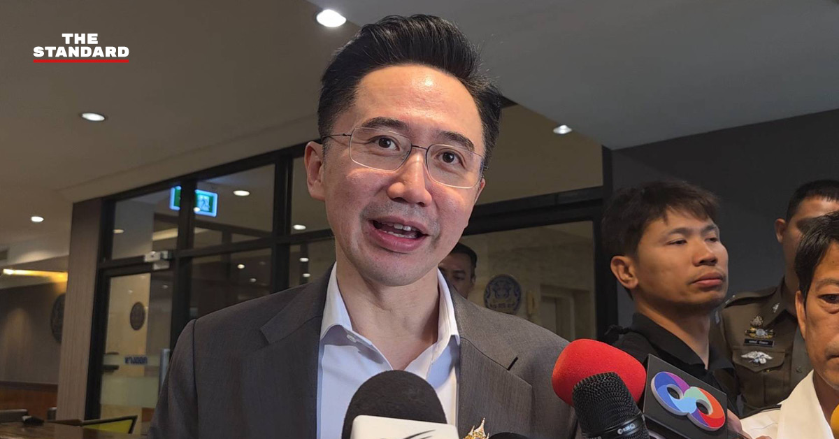 ศ.ดร.ยศชนัน วงศ์สวัสดิ์ ให้สัมภาษณ์สื่อมวลชน