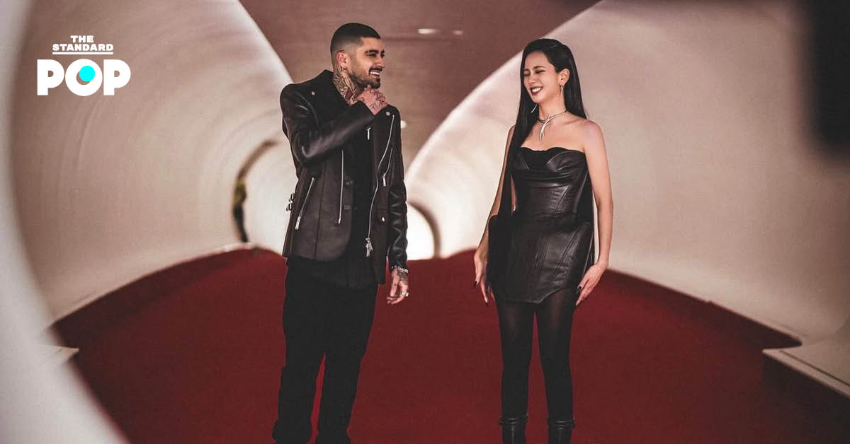 ภาพ Zayn นักร้องชื่อดังขณะให้สัมภาษณ์ถึงการร่วมงานกับ JISOO ในเพลง EYES CLOSED ซึ่งมีลูกสาวเป็นแรงบันดาลใจ