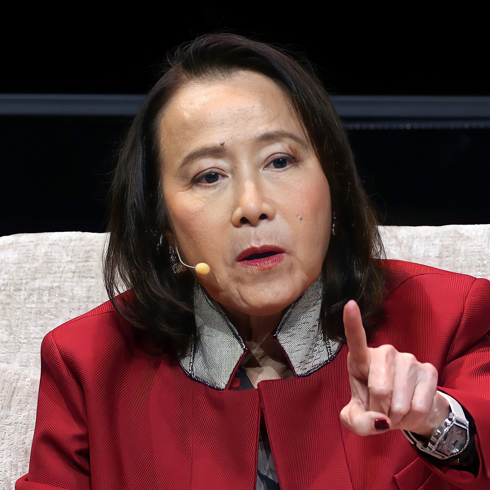 ศุภลักษณ์
อัมพุช