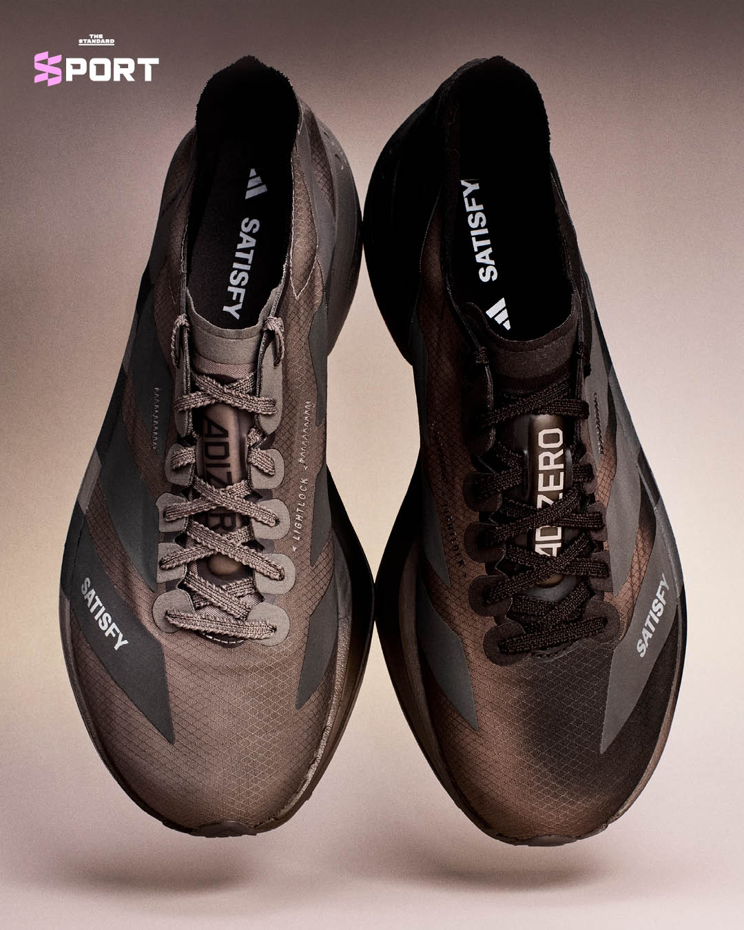 ภาพรองเท้าวิ่ง adidas x SATISFY รุ่น ADIZERO ADIOS PRO 4 ที่เปิดตัวในคอลเลกชันลิมิเต็ด 7