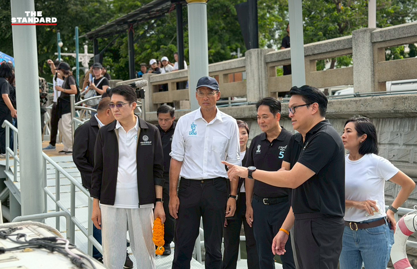 อนุชา บูรพชัยศรี และ อภิสิทธิ์ เวชชาชีวะ ลงพื้นที่หาเสียงที่ตลาดตรอกหม้อ 5