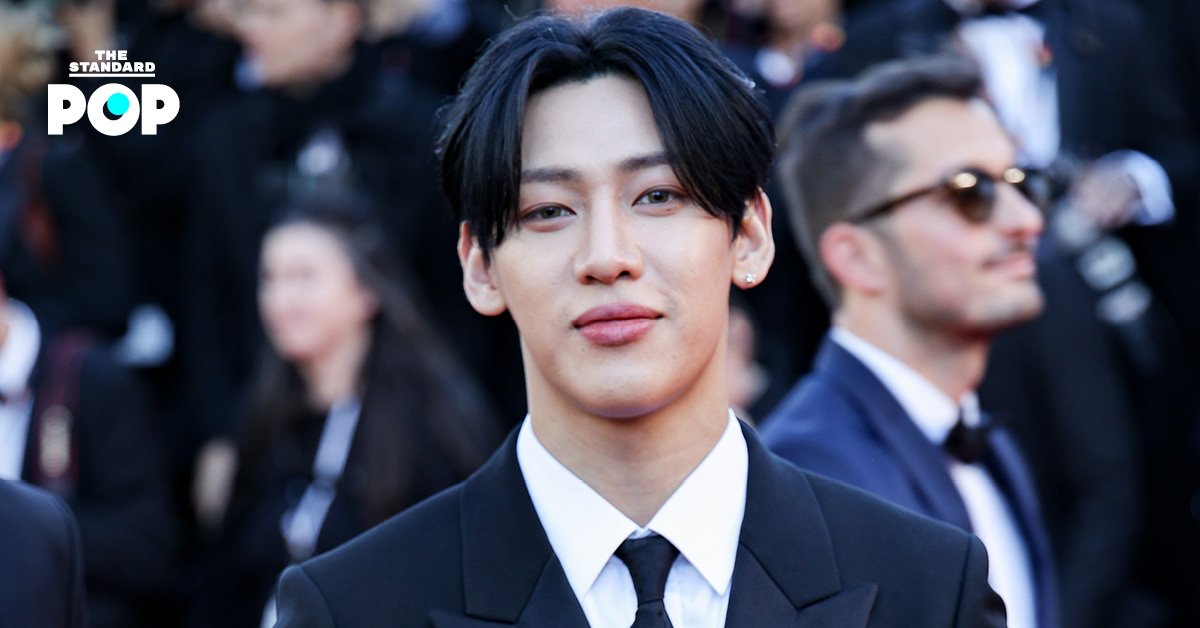 แบมแบม (BamBam) ในชุดสูท Louis Vuitton บนพรมแดงเทศกาลหนังเมืองคานส์