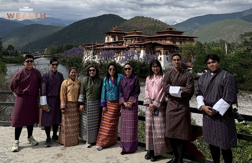 ทิวทัศน์อันงดงามของวัดทักซัง (วัดถ้ำเสือ) ในภูฏาน ตั้งตระหง่านอยู่บนหน้าผาสูง 5