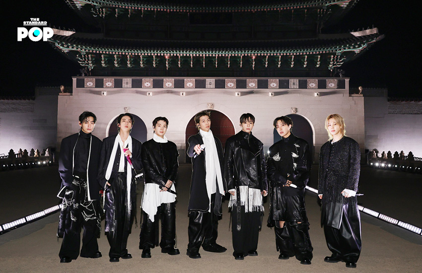 ภาพคอลลาจวง BTS จากอัลบั้ม ARIRANG ที่ผสมผสานภาพคอนเสิร์ต สถานที่สำคัญ และวัฒนธรรมเกาหลี พร้อมชื่อคอลัมน์ POP PULSE 3