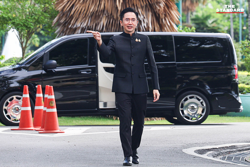 ภาพถ่ายนายกฯ อนุทิน ชาญวีรกูล เป็นประธานการประชุมคณะรัฐมนตรี พิจารณาวาระสำคัญ อาทิ พ.ร.ก.กู้เงิน 4 แสนล้าน และรายงานแลนด์บริดจ์ 3