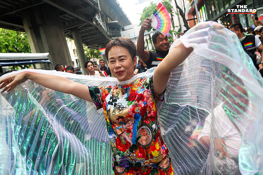 ชัชชาติ สิทธิพันธุ์ ร่วมเดินขบวน Bangkok Pride Parade 2026 บนถนนสีลม 3