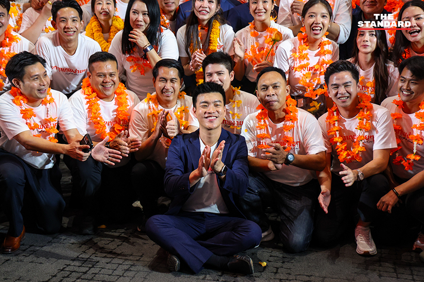 ชัยวัฒน์ สถาวรวิจิตร แคนดิเดตผู้ว่าฯ กทม. พรรคประชาชน แถลงวิสัยทัศน์พร้อมทีมงาน 4