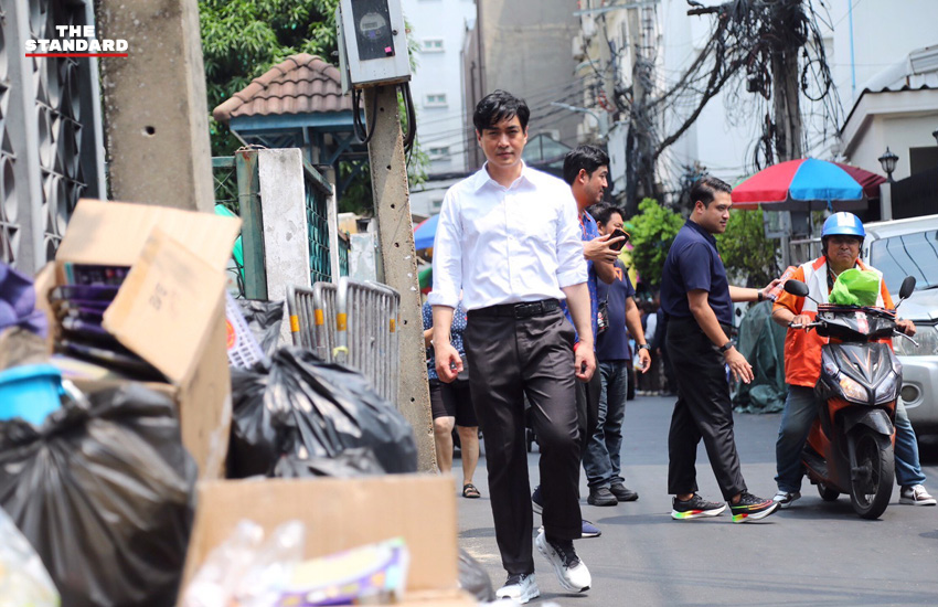 ชัยวัฒน์ สถาวรวิจิตร หาเสียงที่ย่านบางรัก พบปะผู้ค้าและประชาชน 1