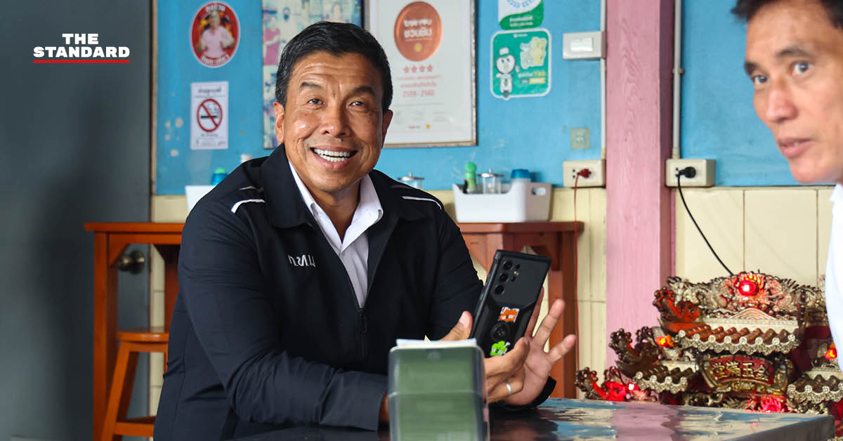 ชัชชาติ สิทธิพันธุ์ และทีมผู้บริหาร กทม. ร่วมรับประทานอาหารมื้อสุดท้ายที่ร้านข้าวต้มเป็ด เป็ดอ้วน ก่อนอำลาตำแหน่ง