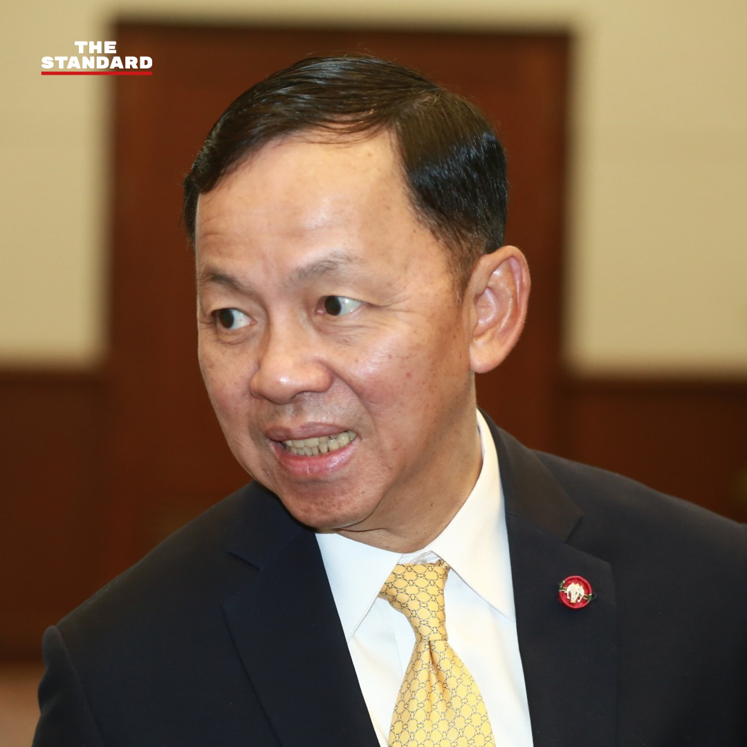 ภาพ พล.ต.อ. วัชรพล ประสารราชกิจ และ สุภา ปิยะจิตติ อดีตกรรมการ ป.ป.ช. ผู้ถูกศาลตัดสินจำคุก 4