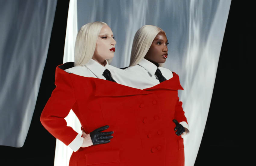 ภาพนักแสดงจากภาพยนตร์ The Devil Wears Prada 2 ได้แก่ Emily Blunt, Meryl Streep, Lady Gaga และ Anne Hathaway 1